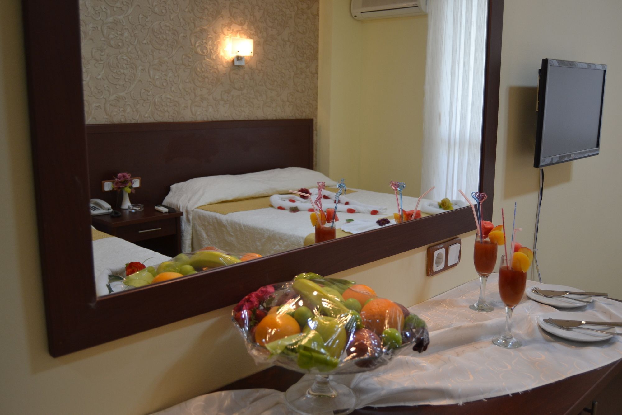 Admiral Hotel Kizkalesi Ngoại thất bức ảnh